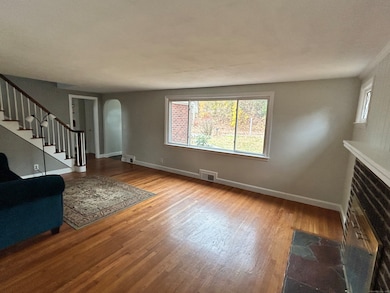 70 Tunxis Ave, Bloomfield, CT 06002 - photo 6