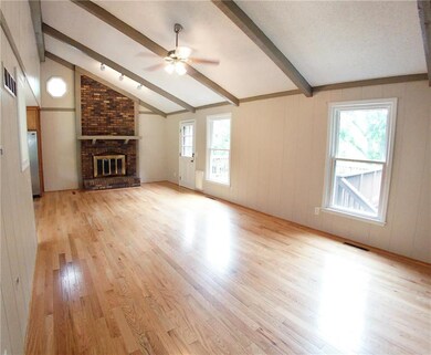 6908 Brownridge Dr, Shawnee, KS 66218 - photo 5