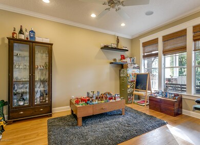 4331 Lakeside Dr, Jacksonville, FL 32210 - photo 4