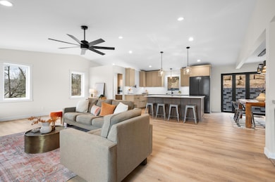 1810 Mayowood Rd SW, Rochester, MN 55902 - photo 4