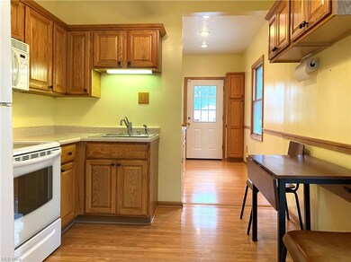 2573 E Midlothian Blvd, Struthers, OH 44471 - photo 2