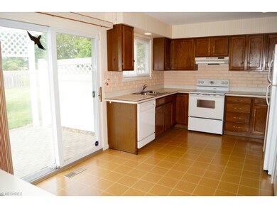 Good size kitchen with great storage and counterspace.