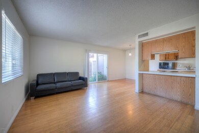 003_FamilyKitchen