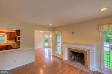 126 Sialia Way, Martinsburg, WV 25404 - photo 6