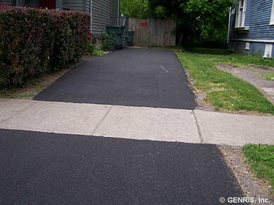 Exterior Front The driveway was just re-installed!