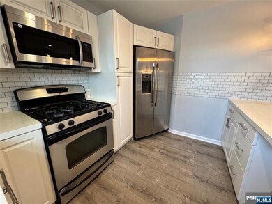 717 1st St unit 1, Lyndhurst, NJ 07071 - photo 2
