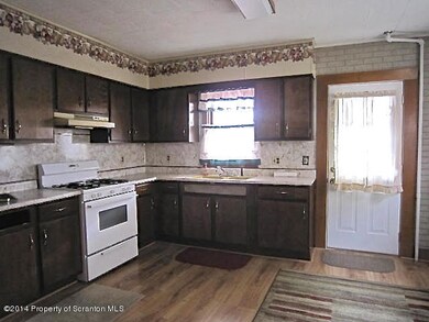 485 Madison St, Wilkes Barre, PA 18705 - photo 6