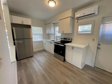 126 NE 19th Ave unit 1, Pompano Beach, FL 33060 - photo 3