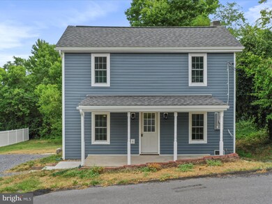 156 E North St, Strasburg, VA 22657 - photo 4