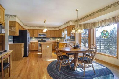 522 Bailey Dr, Batavia, IL 60510 - photo 4