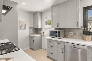 8353 Dunbarton Ave, Los Angeles, CA 90045 - photo 7