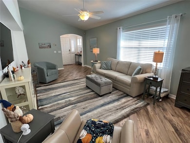 1500 Challenger Ave, Davenport, FL 33897 - photo 5