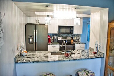 Look at this GORGEOUS Kitchen!!