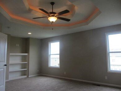 800 S Franklin St, Raymore, MO 64083 - photo 6