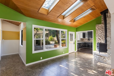 7225 Forbes Ave, Van Nuys, CA 91406 - photo 7