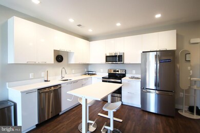 Trafalgar Flats unit 322, Arlington, VA 22204 - photo 6