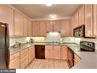 Spacious maple kitchen with lots of storage