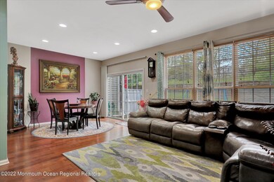 12-Family Room