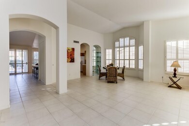 15304 W Piccadilly Rd, Goodyear, AZ 85395 - photo 6