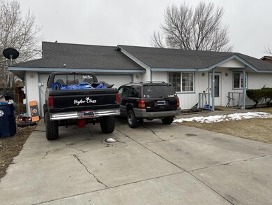 3210 SW Reindeer Ave, Redmond, OR 97756 - photo 3