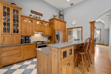 58 Chadderton Way, Middleboro, MA 02346 - photo 5