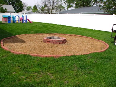 204 W Fillmore St, Philo, IL 61864 - photo 4