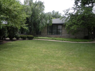 990 McNaughten Rd, Columbus, OH 43213 - photo 3