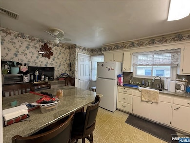 10 Ludwig St unit HM, Little Ferry, NJ 07643 - photo 5