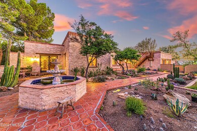 4718 N Camino Corto