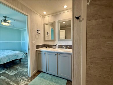 105 W Saint Johns Way, Apollo Beach, FL 33572 - photo 7