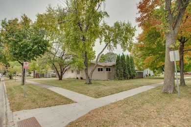 2005 15th St S, Moorhead, MN 56560 - photo 5