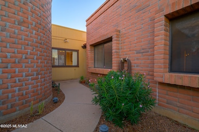 8701 N Coral Ridge Loop, Tucson, AZ 85704 - photo 5