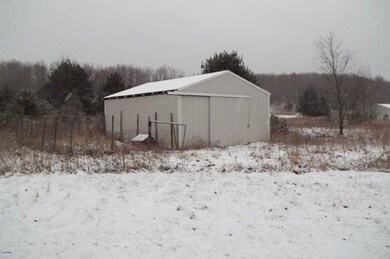 #262-15181-pole barn