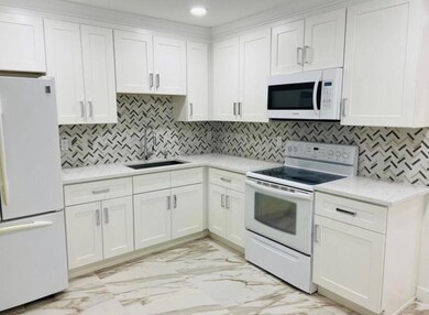 4836 Saratoga Rd, West Palm Beach, FL 33415 - photo 7