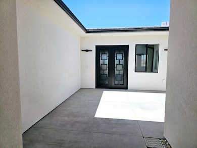 FRNT2 - Front Doors