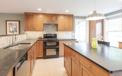 716 Wentworth Rd, Walpole, NH 03608 - photo 3