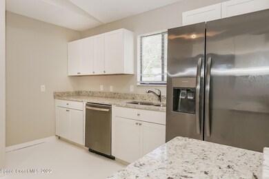 021-photo-kitchen-12237701