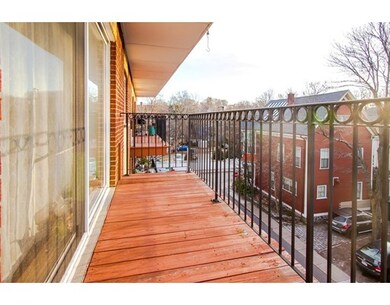29 Custer St unit 306, Jamaica Plain, MA 02130 - photo 7