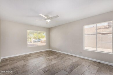 8932 N 56th DR, Glendale, AZ 85302