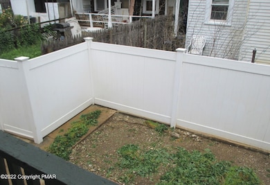 437 N 2nd St, Allentown, PA 18102 - photo 5