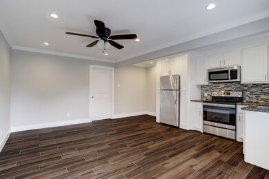 2023 Huldy St unit 8, Houston, TX 77019 - photo 6