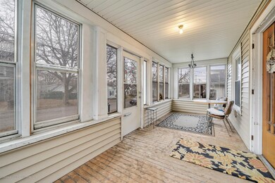 06-2118 Teel Ave -WindowStill-Real-