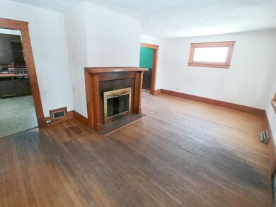 24 Lemuel Ave, Chicopee, MA 01013 - photo 2