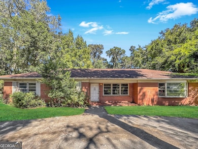 1918 E 63rd St, Savannah, GA 31404 - photo 4