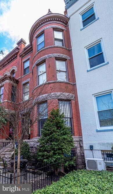 1752 S St NW unit 2, Washington, DC 20009 - photo 2