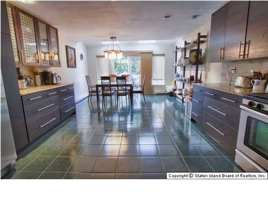 162 Camden Ave, Staten Island, NY 10309 - photo 4