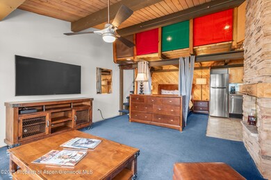 Living Room 4