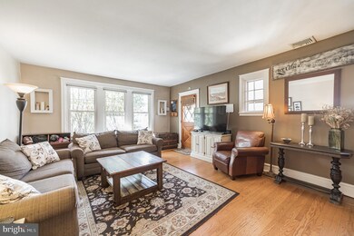 2417 Wynnefield Dr, Havertown, PA 19083 - photo 5