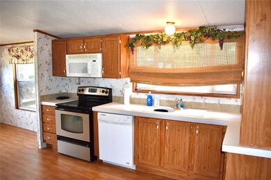 269 Morrow Bend Ln, Gainesville, TX 76240 - photo 7