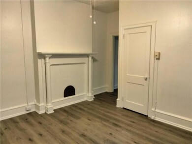 36 S 5th St unit 2, Allentown, PA 18101 - photo 2